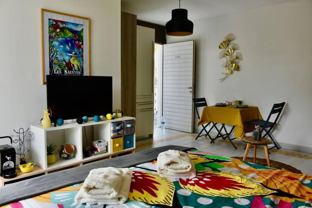 Joli Manga Soley Studio Dans Tres Belle Residence Saint-Francois  Exterior photo